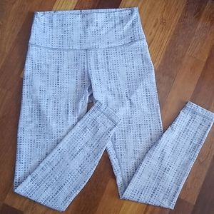 Lululemon Wunder Under
